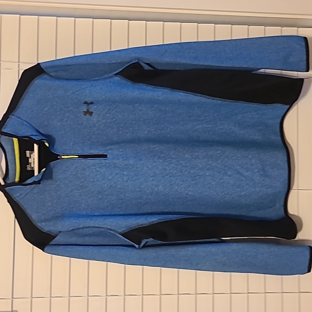 Under armour pull over